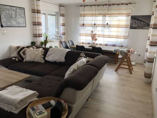 Wohnung zur Miete 1.150 € 4 Zimmer 120 m² Geschoss EG/1 frei ab 01.04.2026 Buckenhofen Forchheim 91301