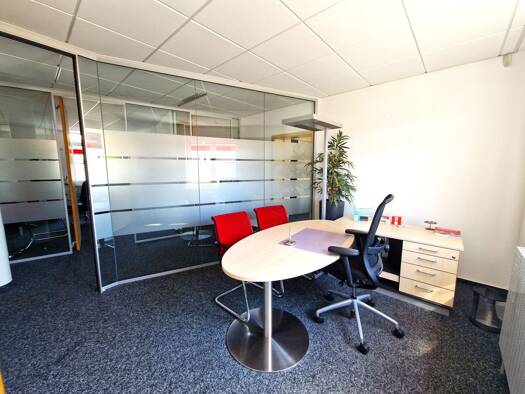 Bürogebäude zur Miete 1.670 € 220 m² Bürofläche Bad Hersfeld Bad Hersfeld 36251