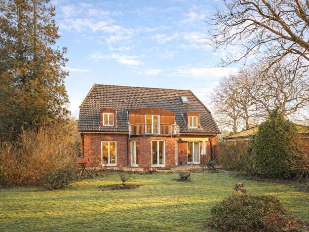 Einfamilienhaus zum Kauf 2.850.000 € 6 Zimmer 201 m² 1.641 m² Grundstück frei ab sofort Nienstedten Hamburg 22609