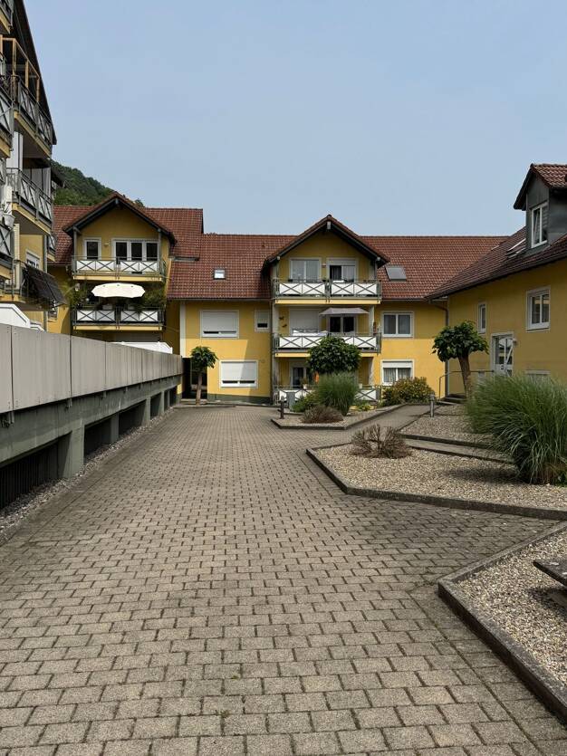 Wohnung zur Miete 1.030 € 4 Zimmer 103 m² Dachgeschoss, 2. Geschoss Tiengen Waldshut-Tiengen 79761