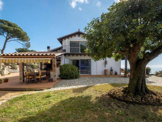 Einfamilienhaus zum Kauf provisionsfrei 1.390.000 € 6 Zimmer 360 m² 5.137 m² Grundstück Mataró 08304