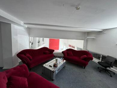 Laden zur Miete 14,29 € 8 Zimmer 350 m² Verkaufsfläche St.Georg Hamburg 20099