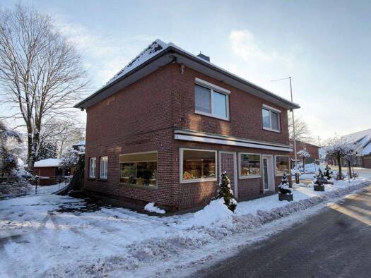 Verkaufsfläche zur Miete provisionsfrei 1.490 € 2 Zimmer 50 m² Verkaufsfläche Am Ehrenmal 2 Hanstedt 21271