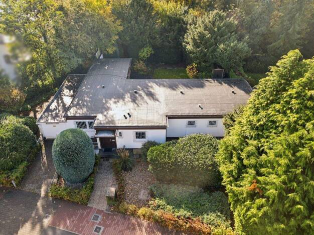 Bungalow zum Kauf 899.000 € 4 Zimmer 163 m² 933 m² Grundstück Niederursel Frankfurt am Main 60439