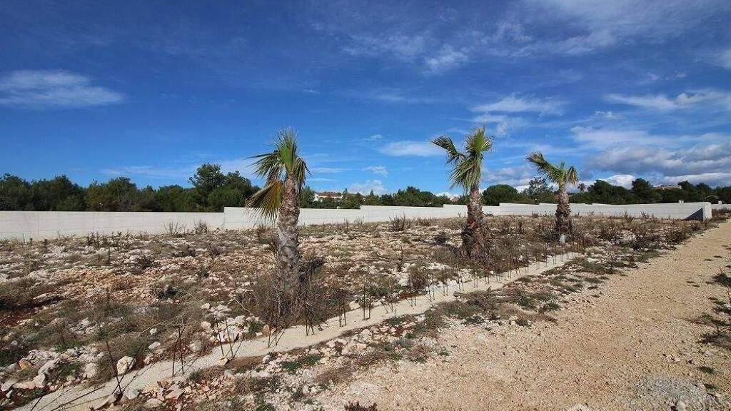 Land-/Forstwirtschaft zum Kauf 150.600 € Vir