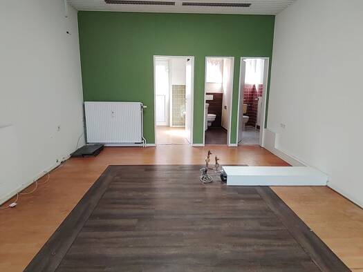 Laden zur Miete 798 € 57 m² Verkaufsfläche teilbar von 57 m² bis 210 m² Wedel 22880