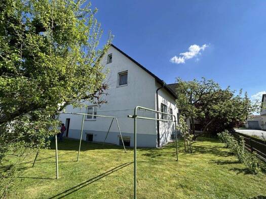 Mehrfamilienhaus zum Kauf 320.000 € 8 Zimmer 149 m² 568 m² Grundstück Roding Roding 93426