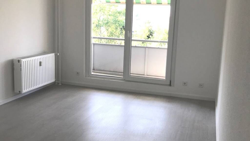 Wohnung zur Miete 316 € 2 Zimmer 50,9 m² EG Elsterwerdaer Str. 69 Großenhain 01558
