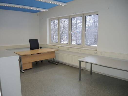 Bürofläche zur Miete provisionsfrei 1.564 € 6 Zimmer 179 m² Bürofläche Am Stockgraben 3 Dorfborn Neuhof 36119