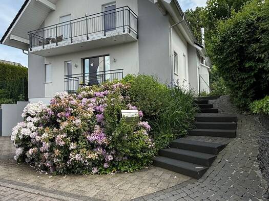 Einfamilienhaus zum Kauf provisionsfrei 700.000 € 7 Zimmer 208 m² 2.138 m² Grundstück frei ab sofort Auf dem Nassen 16 Fluterschen 57614