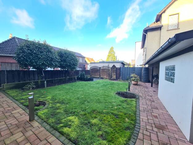 Mehrfamilienhaus zum Kauf 378.000 € 10 Zimmer 299 m² 291 m² Grundstück Innenstadt Ahlen 59229