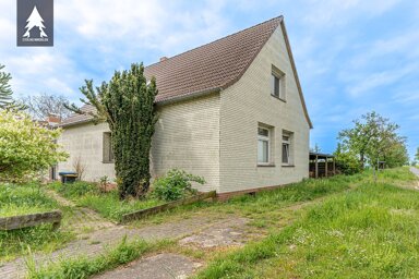 Einfamilienhaus zum Kauf 89.000 € 6 Zimmer 169 m² 1.300 m² Grundstück Gaterslebener Weg 1 Friedrichsaue Stadt Seeland Ortsteil Friedrichsaue 06449