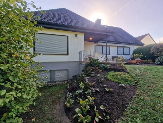 Einfamilienhaus zum Kauf 749.000 € 6 Zimmer 230 m² 750 m² Grundstück frei ab sofort Am Trauben 28 Sprendlingen Dreieich 63303