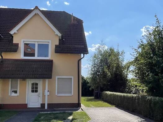 Doppelhaushälfte zum Kauf 180.000 € 5 Zimmer 97 m² 411 m² Grundstück Bröthen-Michalken Hoyerswerda 02977