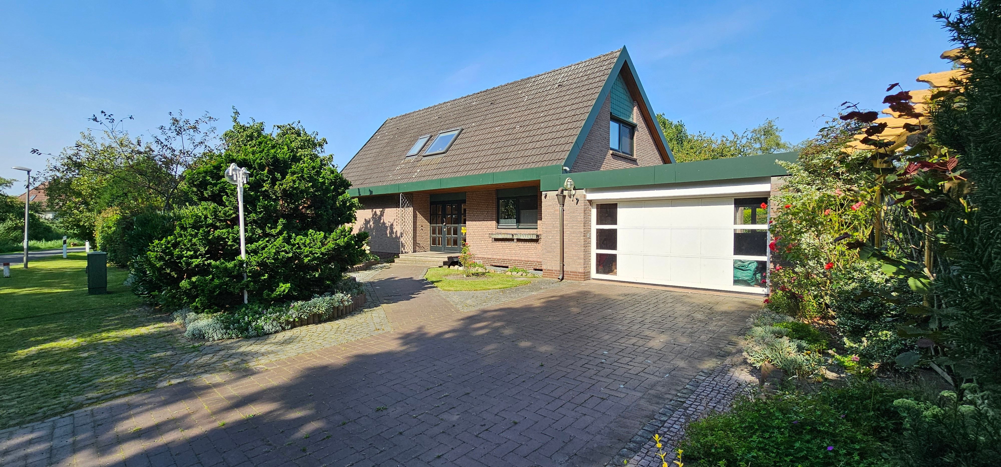 Einfamilienhaus zum Kauf 365.000 € 6 Zimmer 185 m²<br/>Wohnfläche 934 m²<br/>Grundstück Phiesewarden Nordenham 26954