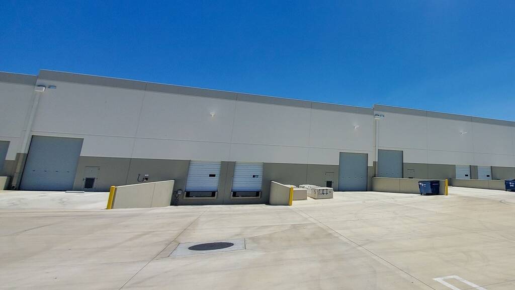 Lagerhalle zur Miete 10.823 m² Lagerfläche teilbar ab 4.262 m² Ettlingen 76275