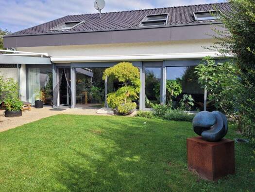 Einfamilienhaus zur Miete 3.400 € 271 m² 880 m² Grundstück Waiblingen 71334