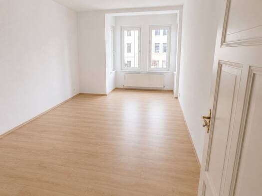 Wohnung zur Miete 620 € 4 Zimmer 90 m² 1. Geschoss Wolfenbütteler Straße 31 Sudenburg Magdeburg 39112
