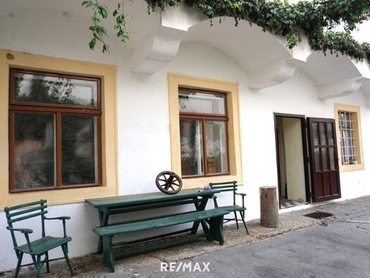 Laden zur Miete 700 € 107 m² Verkaufsfläche Hainburg an der Donau 2410