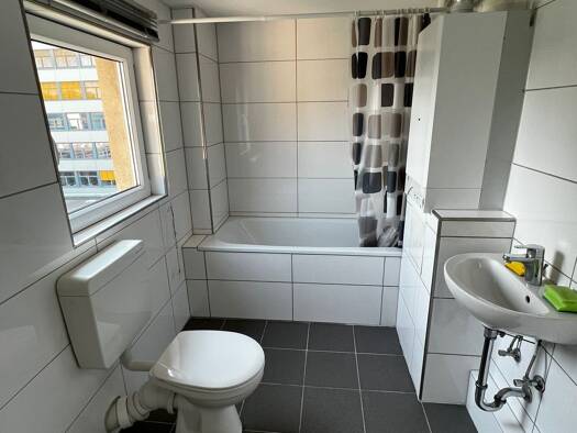 Wohnung zur Miete 850 € 2 Zimmer 62 m² 3. Geschoss frei ab sofort Zülpicher Str. 34 Düren 52349