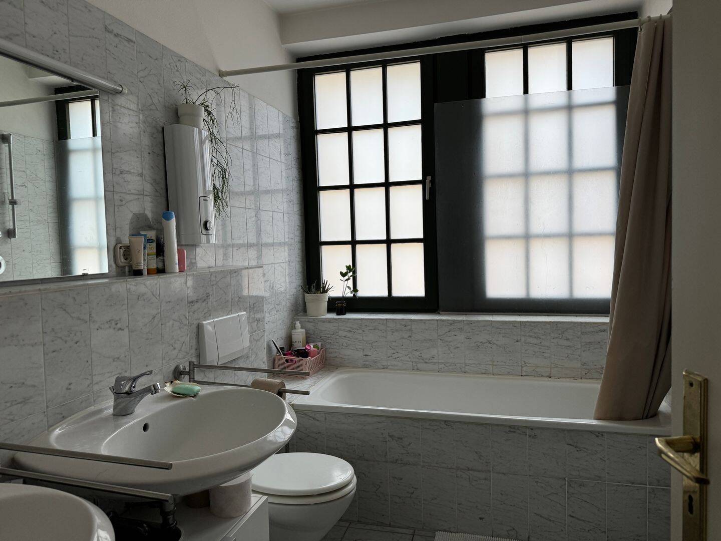 Property thumbnail 12