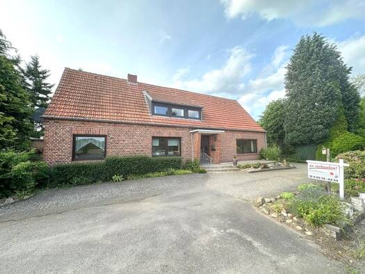 Haus zum Kauf 9 Zimmer 175 m² 1.086 m² Grundstück Langen 49838