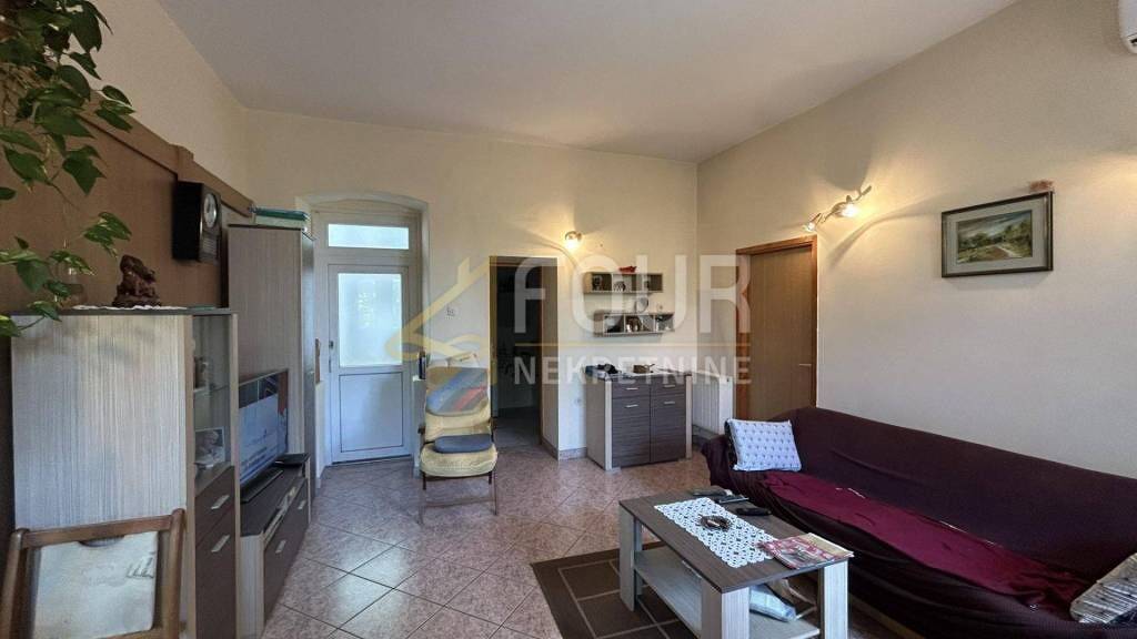 Haus zum Kauf 330.000 € 6 Zimmer 207 m² Krnjevo, Rijeka Zamet