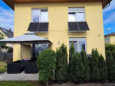Einfamilienhaus zur Miete 2.150 € 4 Zimmer 126,3 m² 351 m² Grundstück frei ab 01.08.2025 Berlin 12623