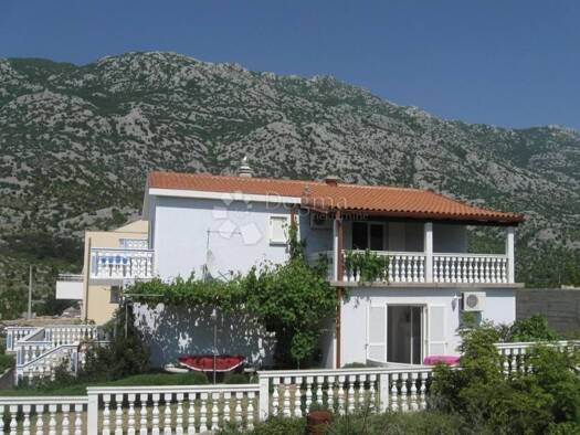 Haus zum Kauf 420.000 € 10 Zimmer 200 m² Cesarica, Karlobag Karlobag