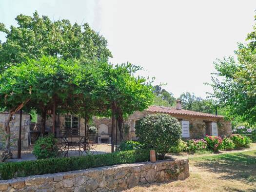 Einfamilienhaus zum Kauf 780.000 € 5 Zimmer 110 m² 3.500 m² Grundstück Fayence 83440
