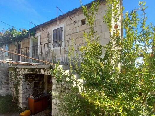 Haus zum Kauf 125.000 € 4 Zimmer 120 m² Supetar