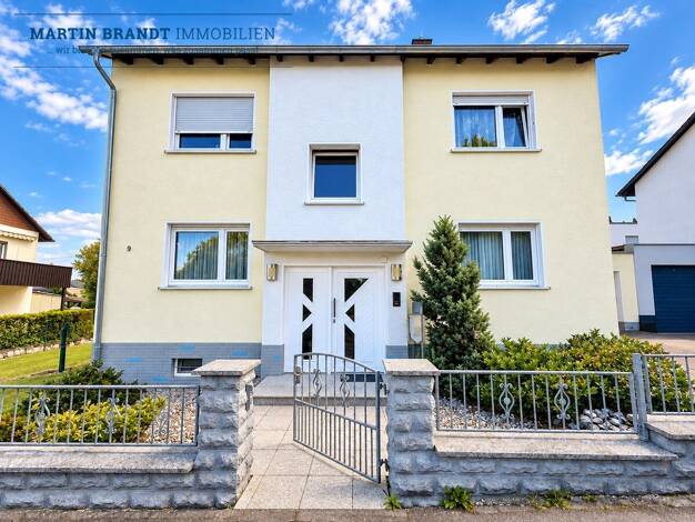 Mehrfamilienhaus zum Kauf 460.000 € 6 Zimmer 171,5 m² 774 m² Grundstück Wörsdorf Idstein 65510