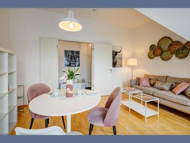 Wohnung zur Miete Wohnen auf Zeit 1.950 € 2 Zimmer 49 m² frei ab 01.09.2025 München 80805