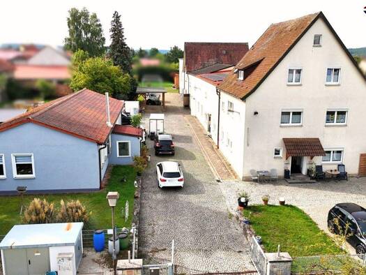 Haus zum Kauf 629.000 € 11 Zimmer 370 m² 3.138 m² Grundstück Ebensfeld 96250