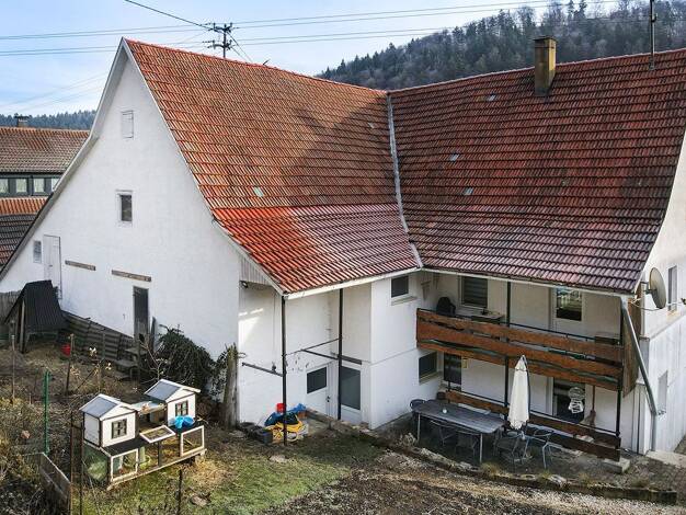 Mehrfamilienhaus zum Kauf 259.000 € 6 Zimmer 165,4 m² 735 m² Grundstück Stetten Burladingen 72393