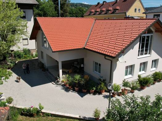 Villa zum Kauf 3 Zimmer 250 m² 1.113 m² Grundstück Velden am Wörther See 9220