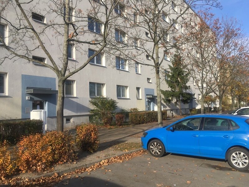 Wohnung zur Miete 228 € 1 Zimmer 32,5 m²<br/>Wohnfläche 5.<br/>Geschoss 15.01.2025<br/>Verfügbarkeit Tschirchdamm 11 Hohenstücken Brandenburg an der Havel 14772