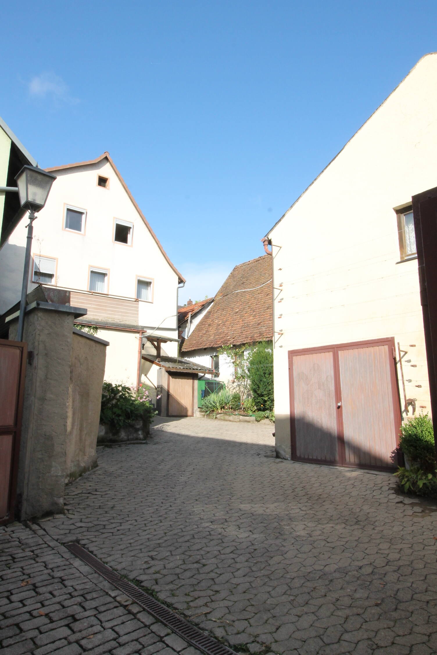 Haus zum Kauf 249.000 € 5 Zimmer 120 m²<br/>Wohnfläche 268 m²<br/>Grundstück ab sofort<br/>Verfügbarkeit Brunnengasse Nr.6 Erlabrunn 97250