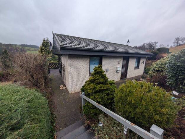 Haus zum Kauf 198.000 € 4 Zimmer 70 m² 413 m² Grundstück In der Lacke 23 Mielinghausen Meschede / Enkhausen 59872