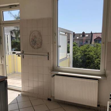 Wohnung zur Miete 930 € 2,5 Zimmer 83 m² Geschoss 4/4 frei ab 01.08.2025 Vahrenwald Hannover 30165