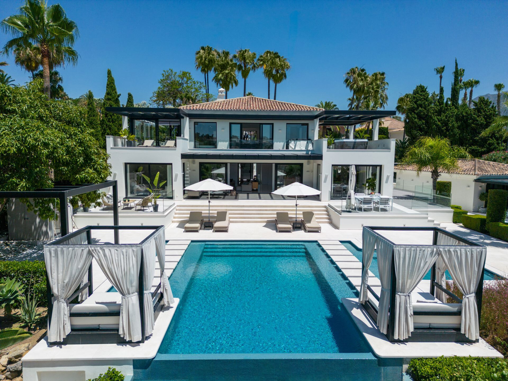 Villa zum Kauf 7.195.000 € 6 Zimmer 457 m²<br/>Wohnfläche 2.005 m²<br/>Grundstück Marbella 29660