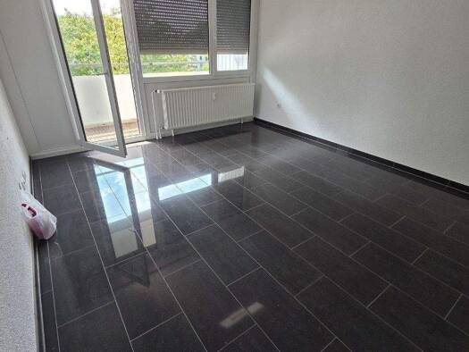 Wohnung zum Kauf 179.000 € 3 Zimmer 72 m² frei ab sofort Pfingstweide Ludwigshafen am Rhein 67069