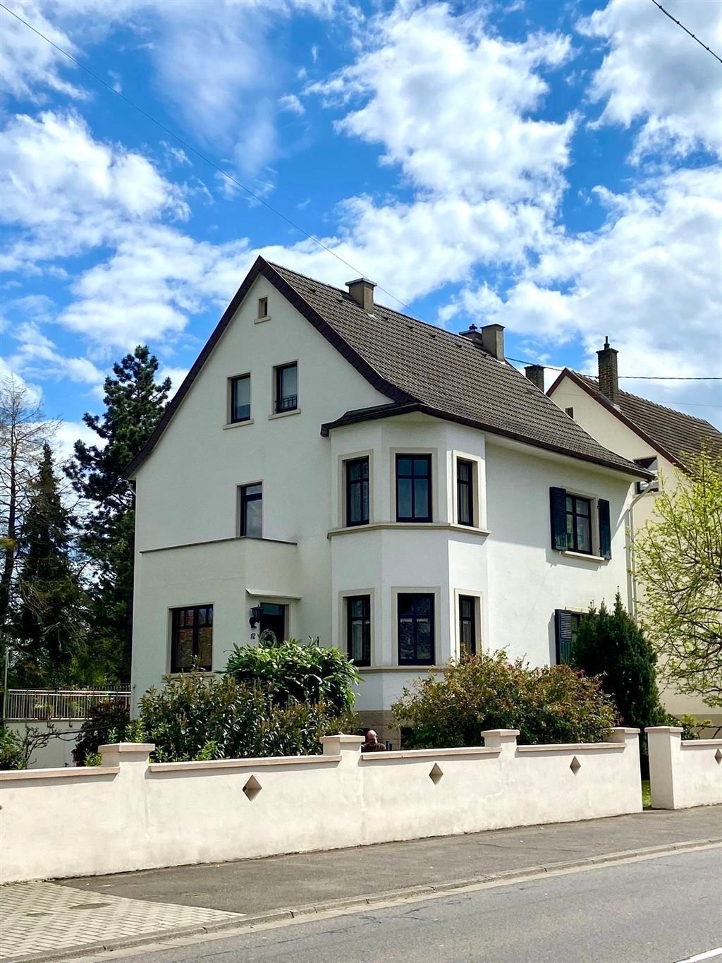 Mehrfamilienhaus zum Kauf 485.000 € 8 Zimmer 215 m²<br/>Wohnfläche 1.011 m²<br/>Grundstück Wadgassen Wadgassen 66787