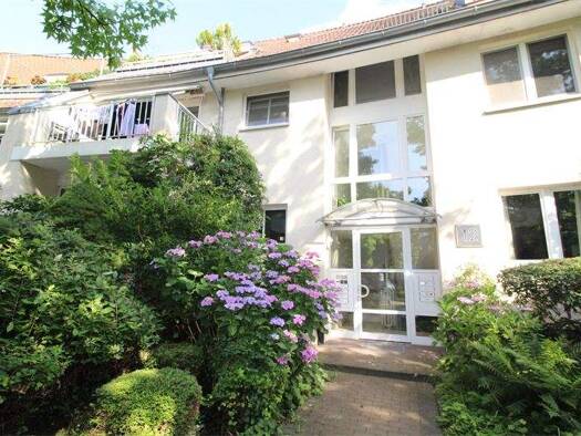 Terrassenwohnung zur Miete 1.350 € 3 Zimmer 82 m² Ahrensburg 22926