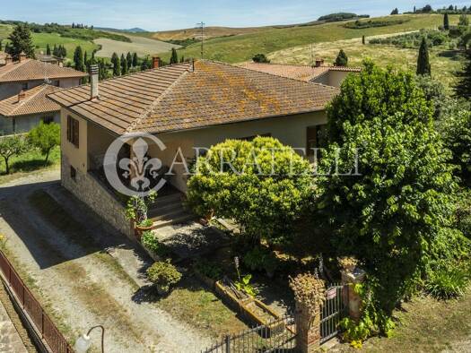 Haus zum Kauf 450.000 € 280 m² Pienza 53026