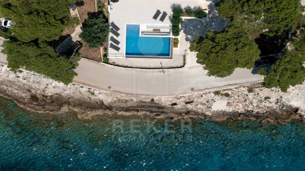 Villa zum Kauf 1.900.000 € 6 Zimmer 314 m² 1.100 m² Grundstück Brac 49210
