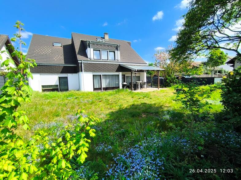 Einfamilienhaus zum Kauf 899.900 € 6,5 Zimmer 209 m² 610 m² Grundstück Mörfelden Mörfelden-Walldorf 64546
