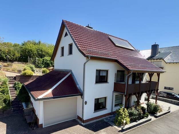 Einfamilienhaus zum Kauf 249.000 € 6 Zimmer 194 m² 968 m² Grundstück frei ab sofort Wünschensuhl Berka/Werra 99837