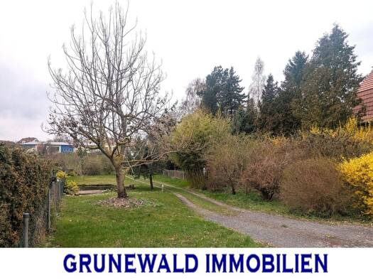 Haus zum Kauf 160.000 € 2.601 m² Grundstück Eisenberg 07607