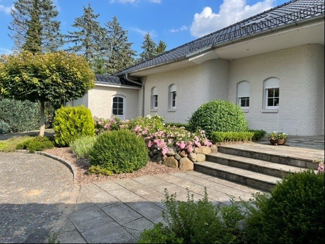 Bungalow zum Kauf 229 m²<br/>Wohnfläche 1.545 m²<br/>Grundstück Westerau 23847